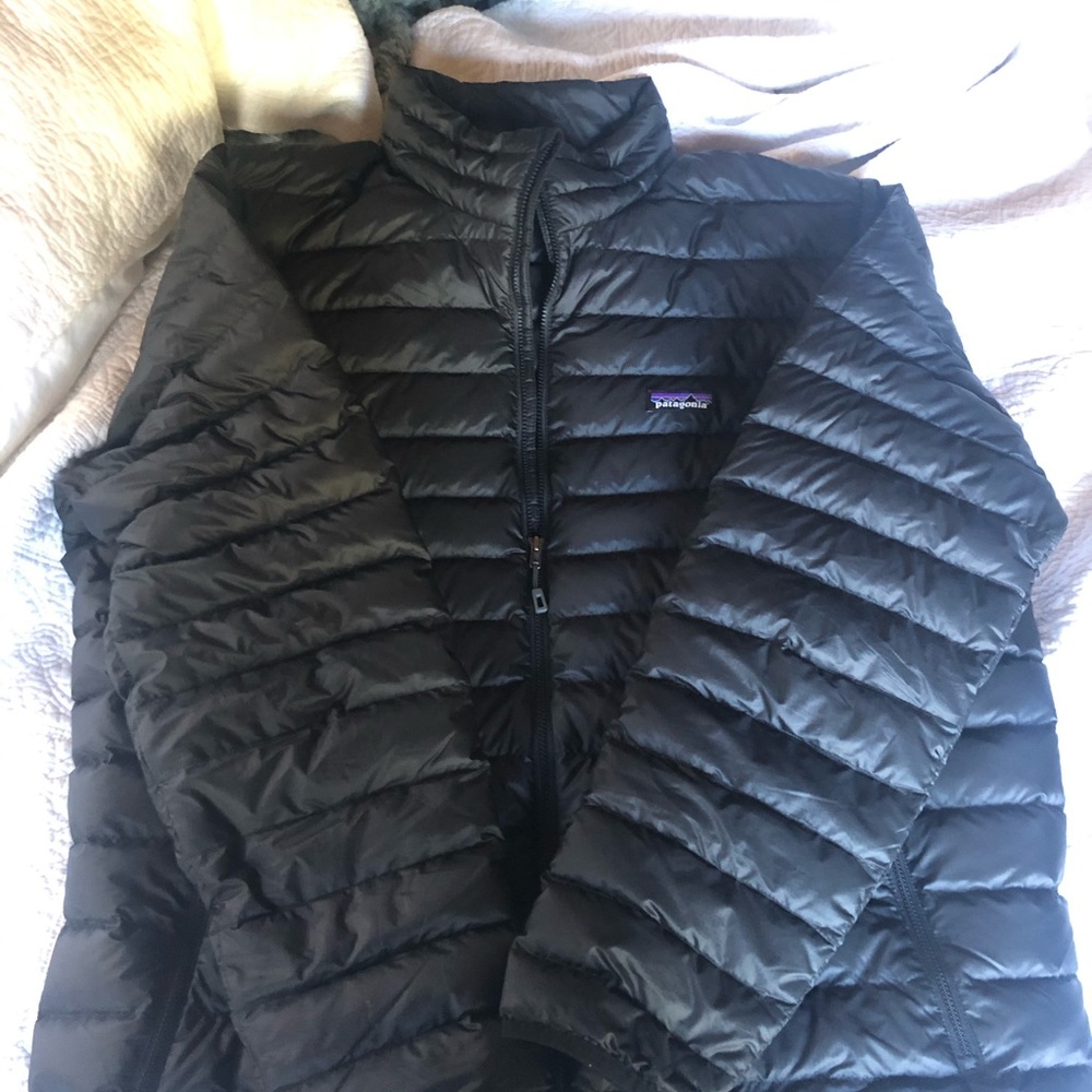 Men’s Patagonia black down jacket XXL